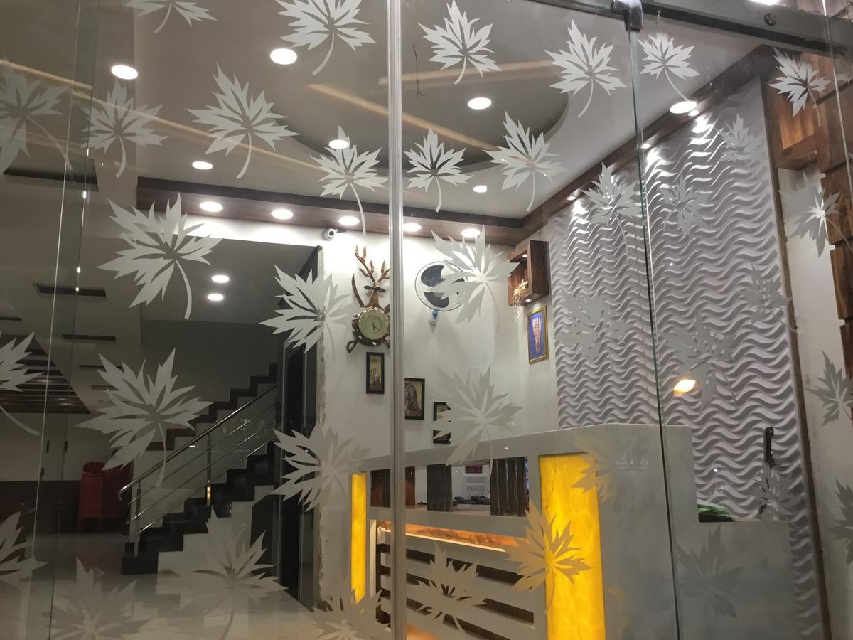 Hotel City Inn Gaya Buitenkant foto
